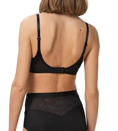 10167696 Сутиен Триумф с оформена чашка и банел Airy Sensation WP