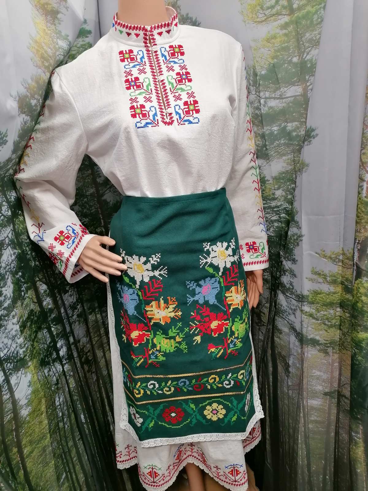 Woolen apron "Kitna Thrace"