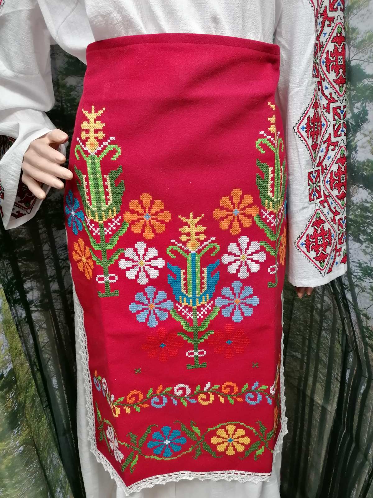 Woolen apron "Kitna Thrace"