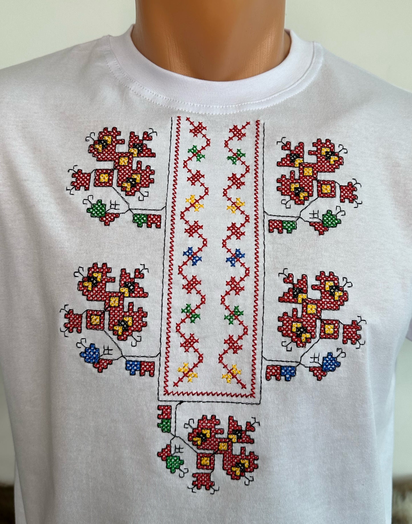 Men's white T-shirt with Gabrovo embroidery