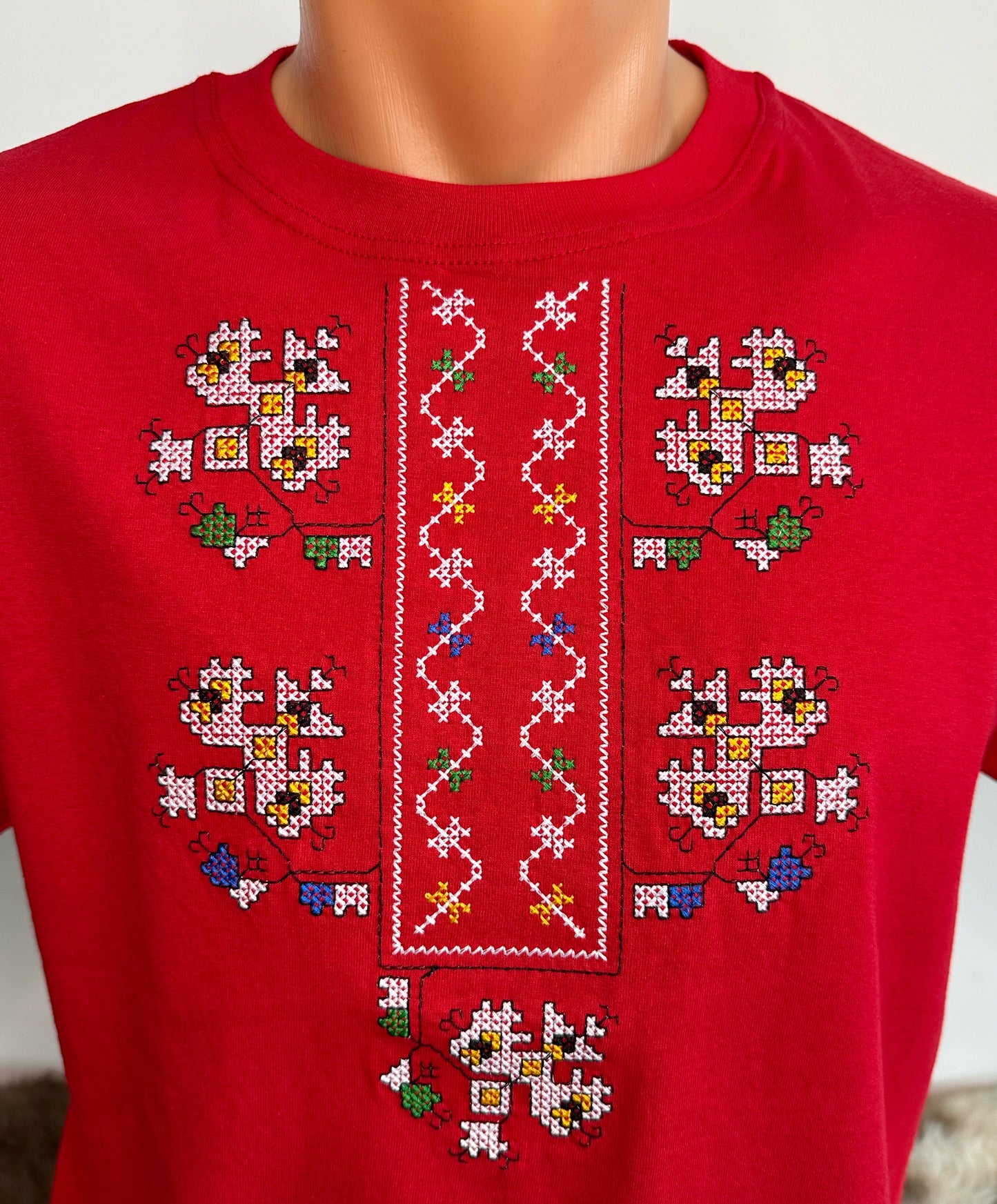 Men's red T-shirt with embroidered Gabrovo embroidery