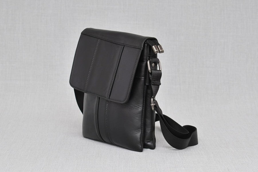 Men's bag, genuine leather 8822