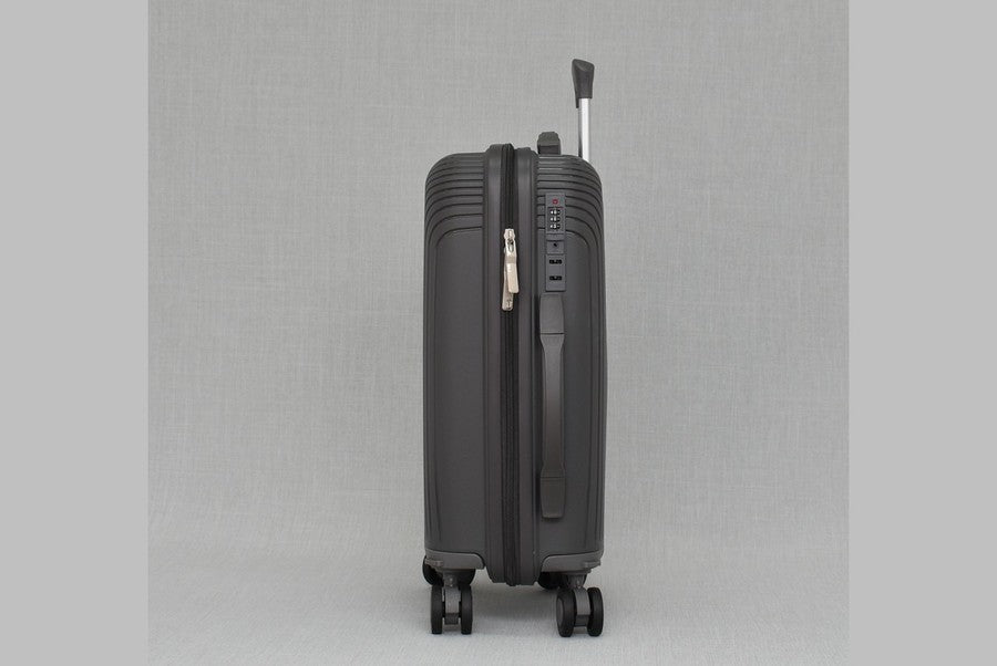 PP 4001 Carry-on suitcase 18"