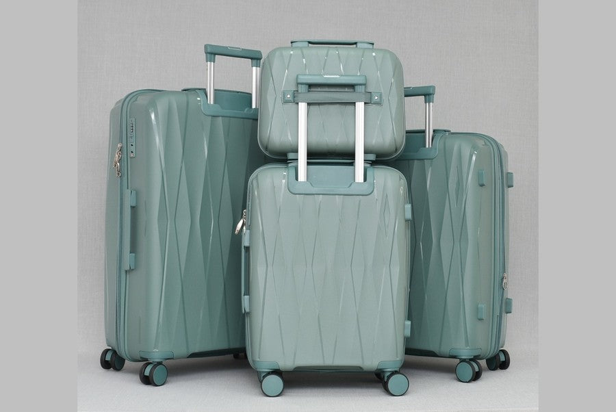 Suitcase PP 0606 Free delivery on medium and large.