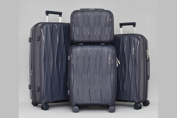 Suitcase PP 0606 Free delivery on medium and large.