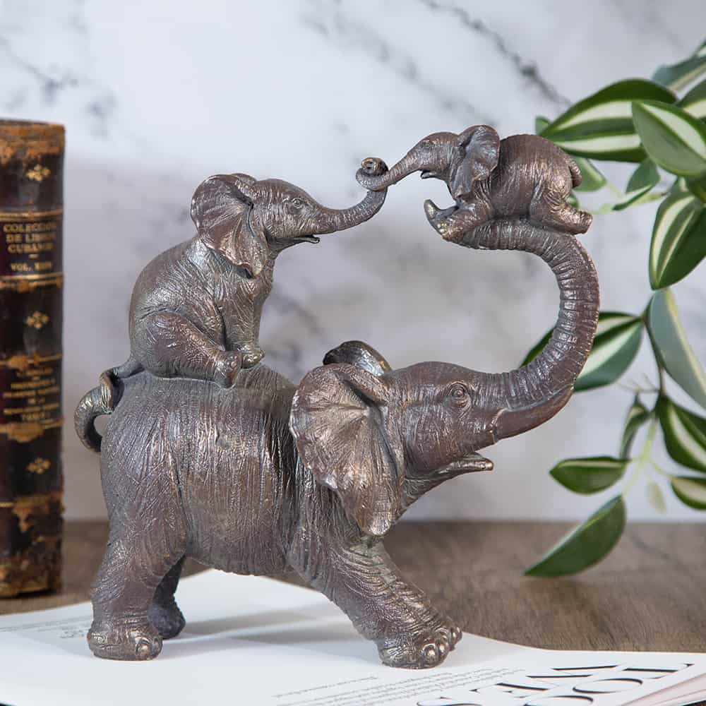 81032286 : Decorative statuette – Fun energy three elephants