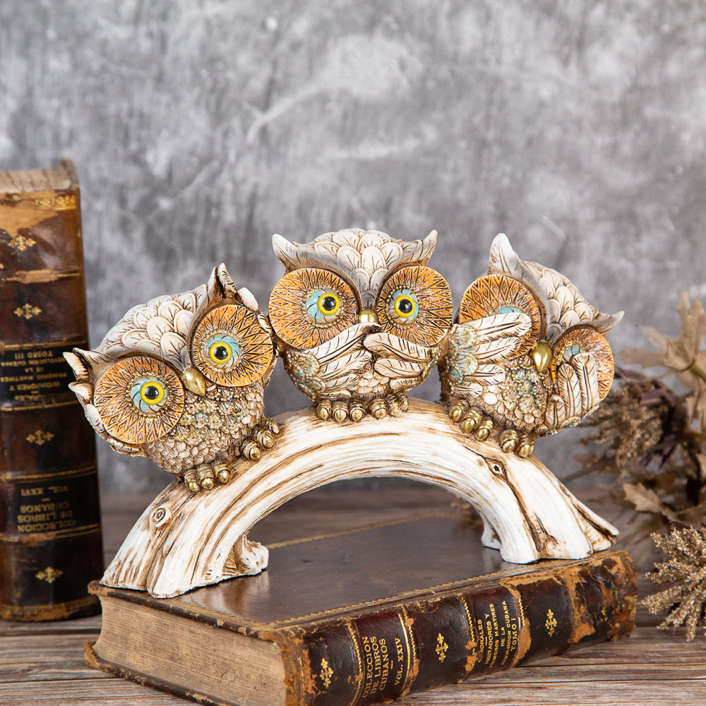 81032506 : Decorative figurine - Three owls