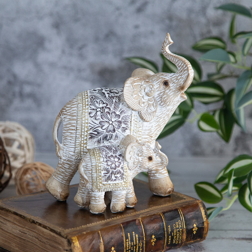 81033814 Декоративна статуетка - Слончета семейство