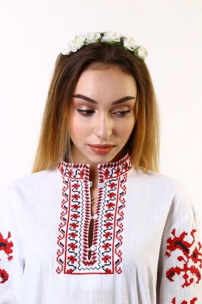 Дамска шопска риза - бродирана