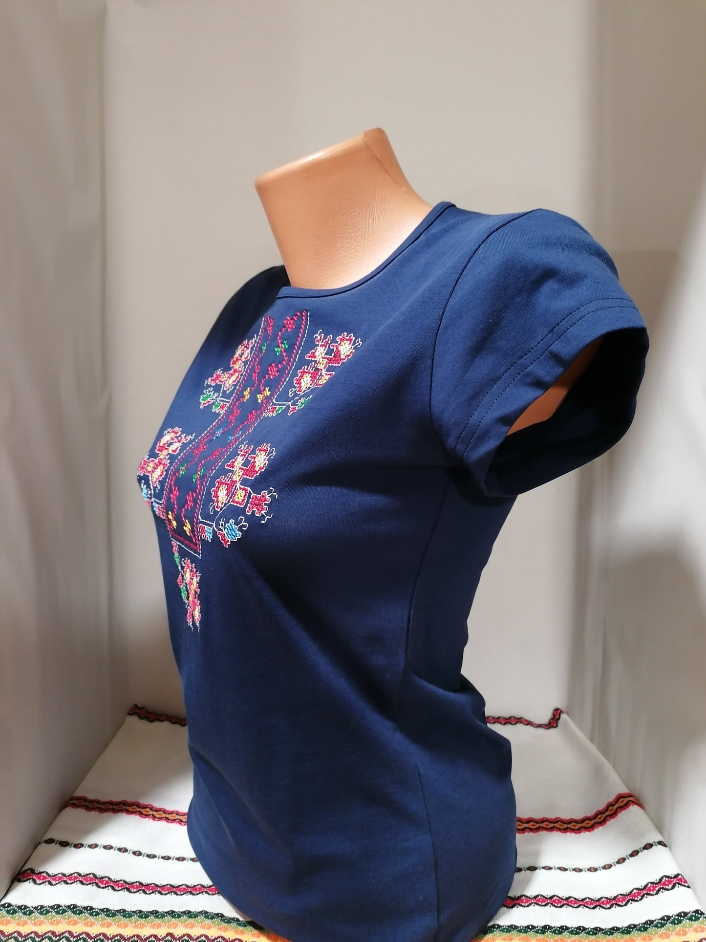 Women's blue t-shirt with Gabrovi embroidery - embroidered