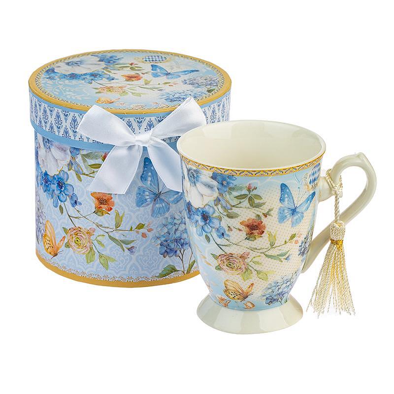 959102 Coffee/tea cup - flowers and butterflies collection