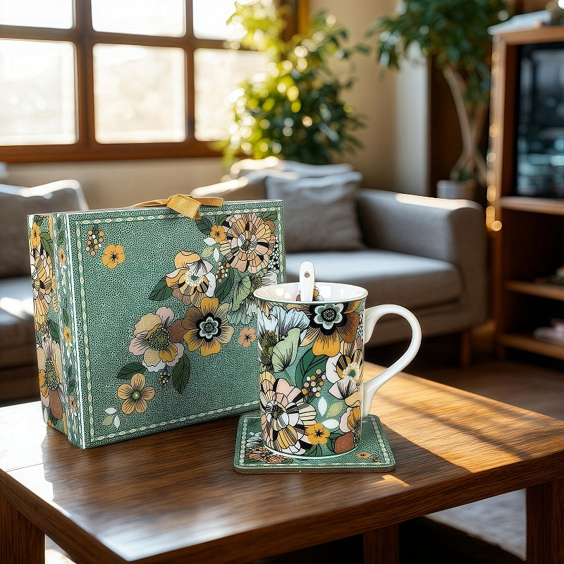 79035004 Комплект чаша, подложка и лъжичка - Цветен полъх