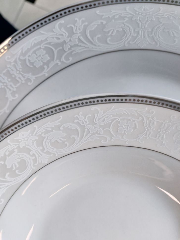 691015196820 : Сервиз 19 ч. White & Silver by Morello 01-10005