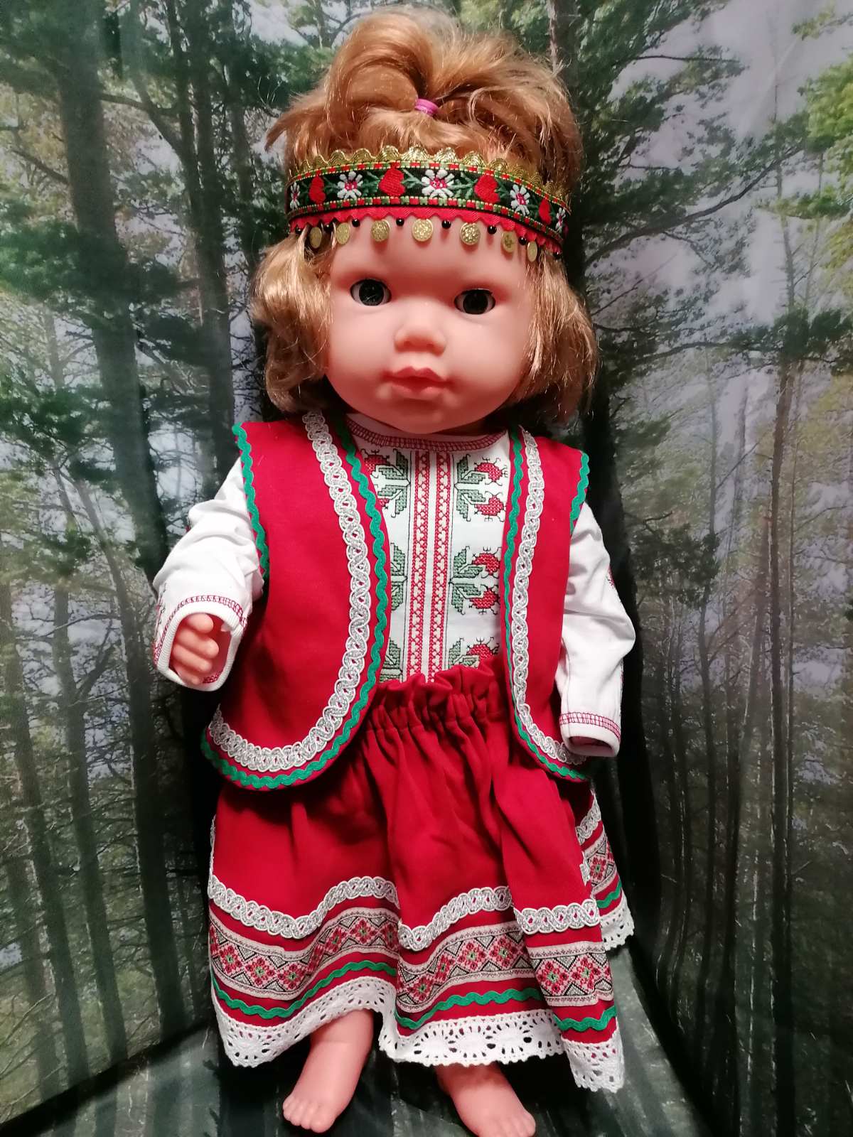 2501 Бебешка народна носия за момиче