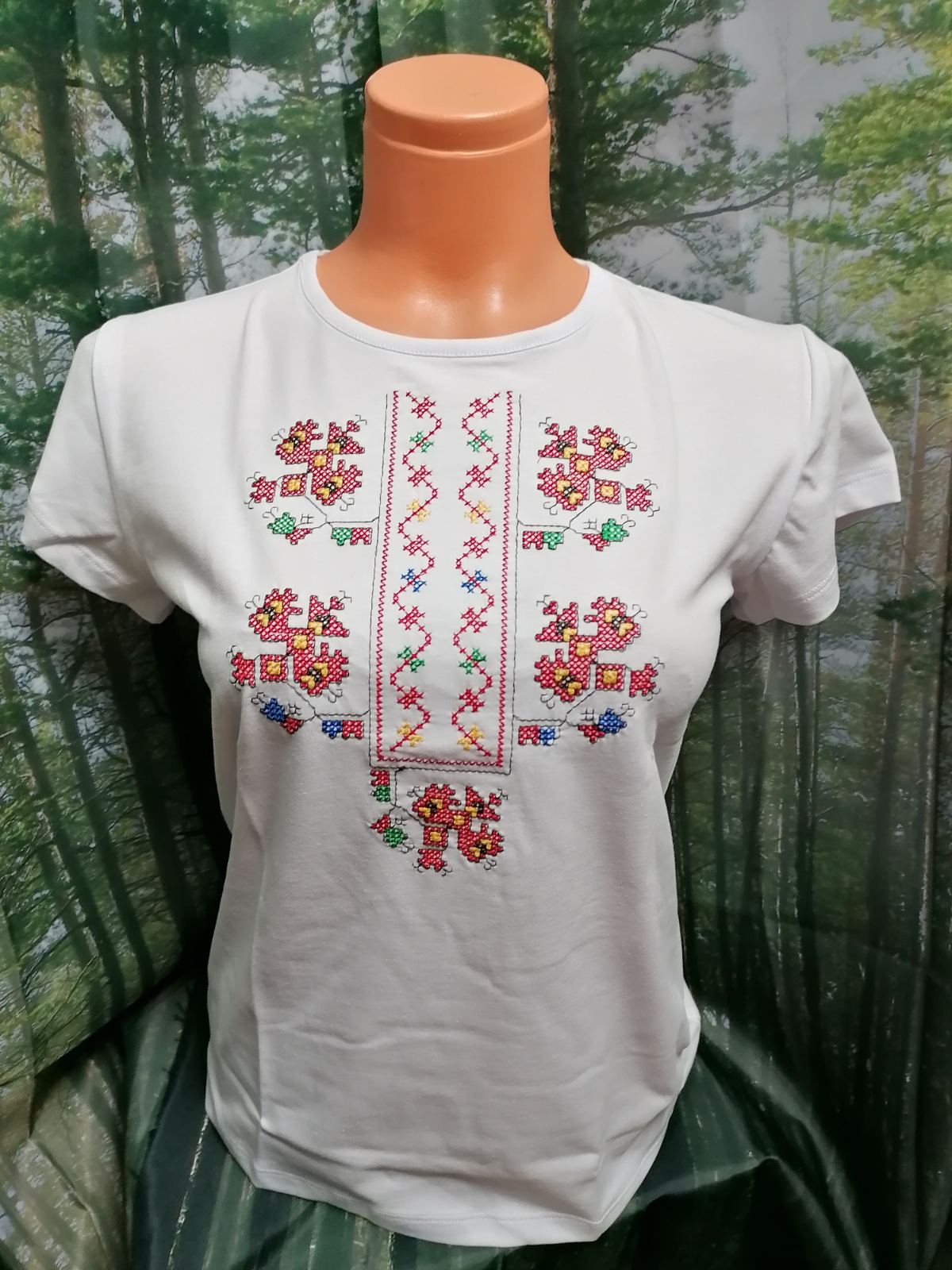Women's white t-shirt with Gabrovi embroidery - embroidered