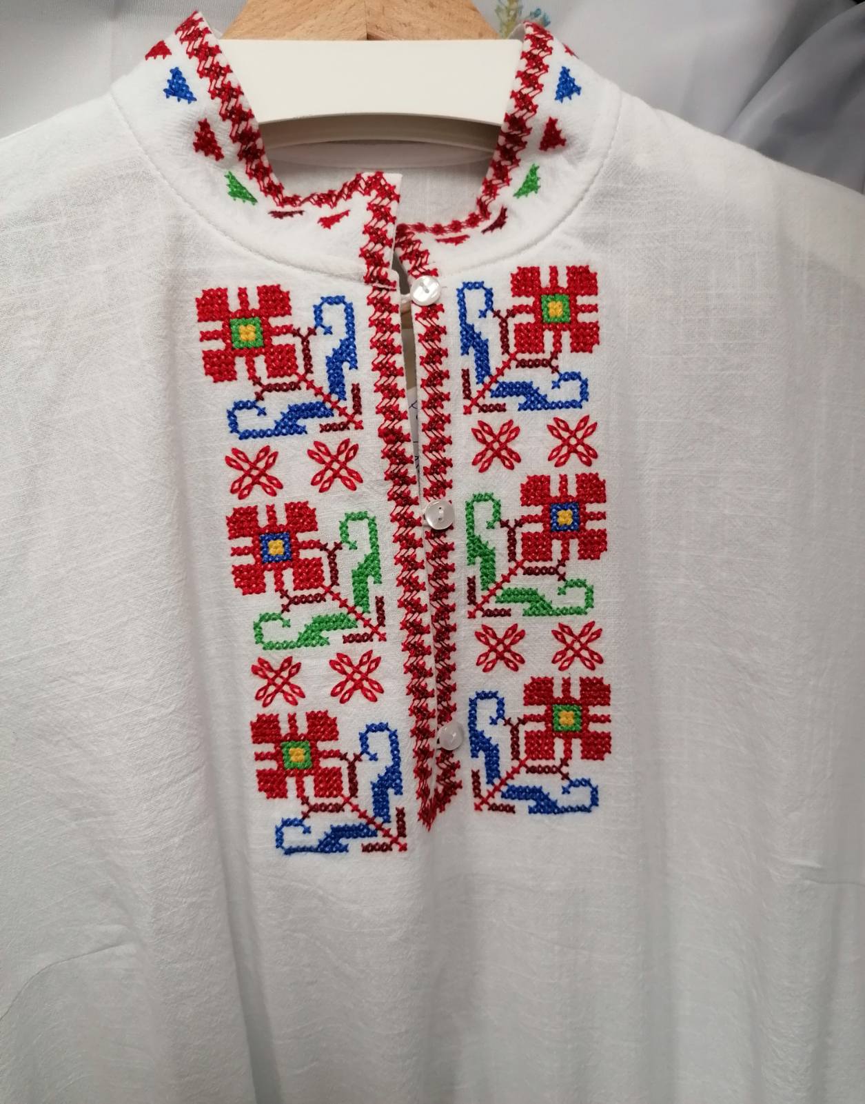 Дамска дълга тракийска риза