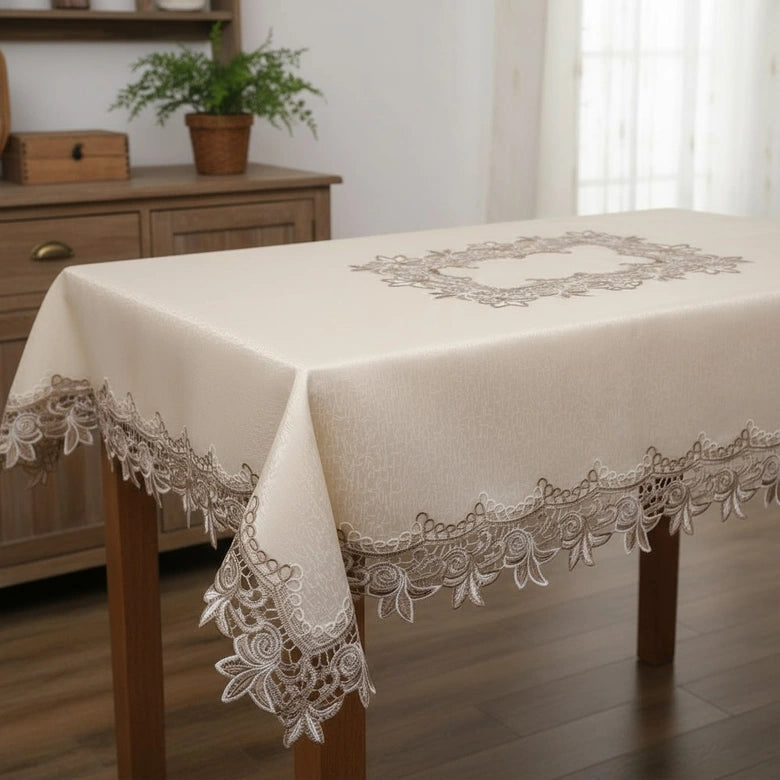 8343 Покривка - каре - тишлайфер за маса.