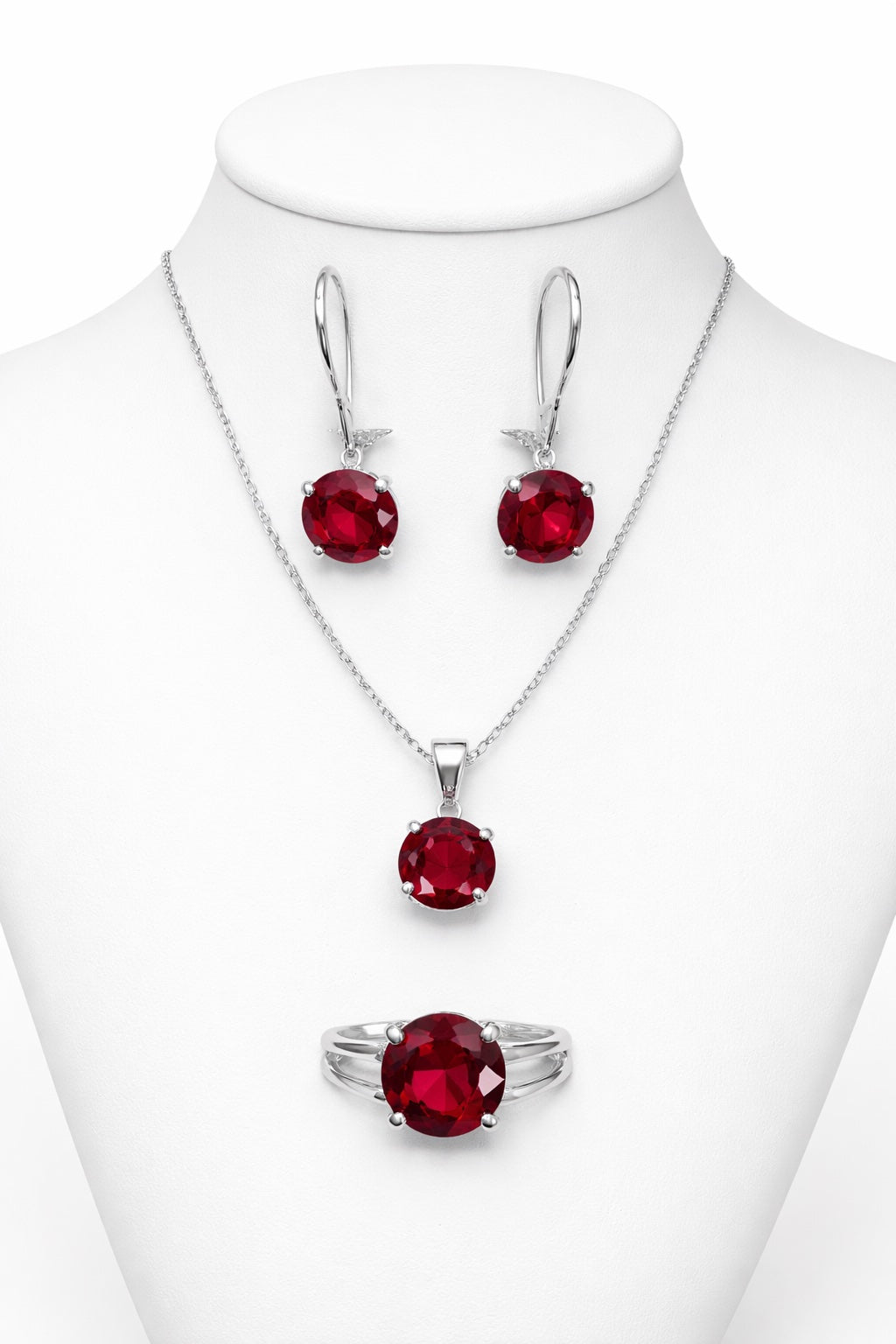 K 1935 / 491 Сребърни бижута с камък рубин. Сребро и рубин