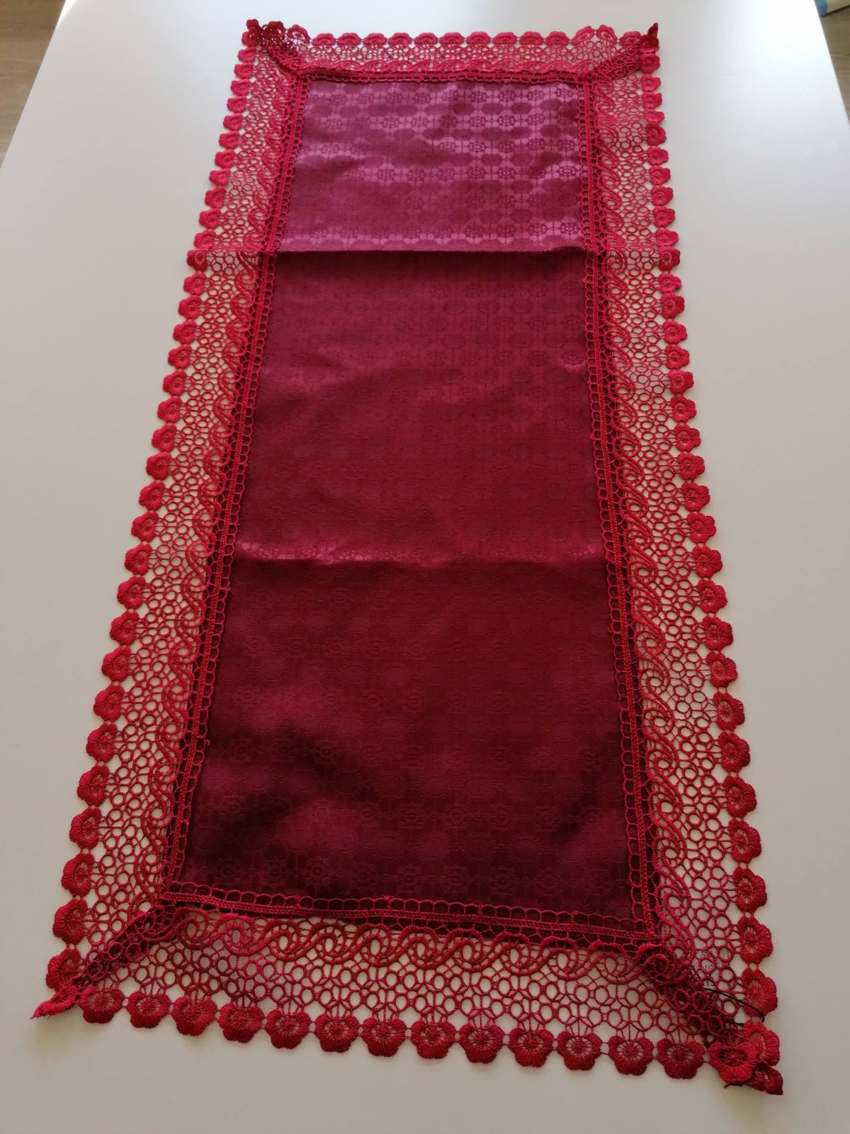 3265 Луксозни покривки, карета, тишлайфери, покривки. 40/80