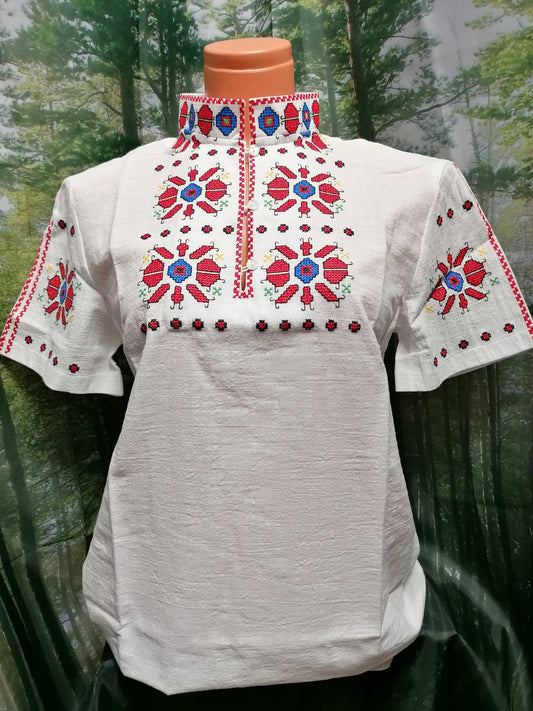 Women's Thracian shirt with short sleeves - embroidered
