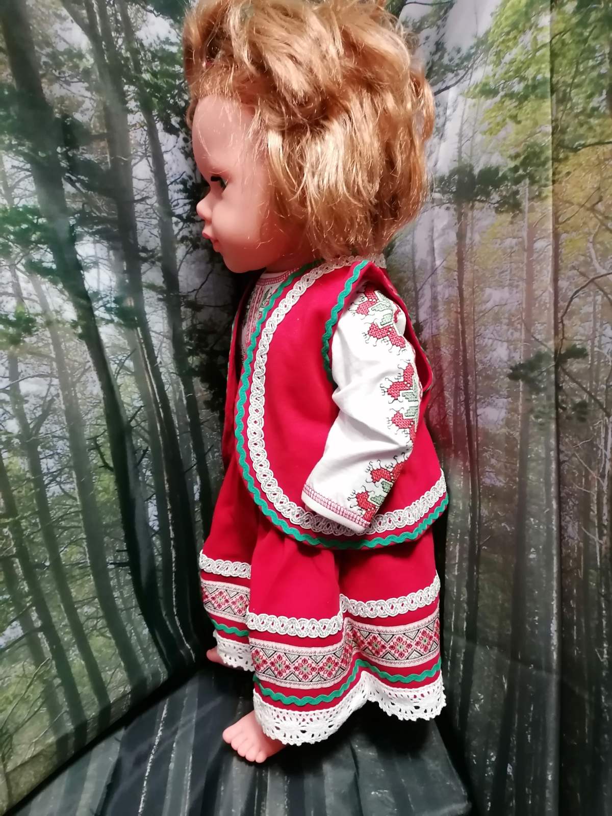 2501 Бебешка народна носия за момиче