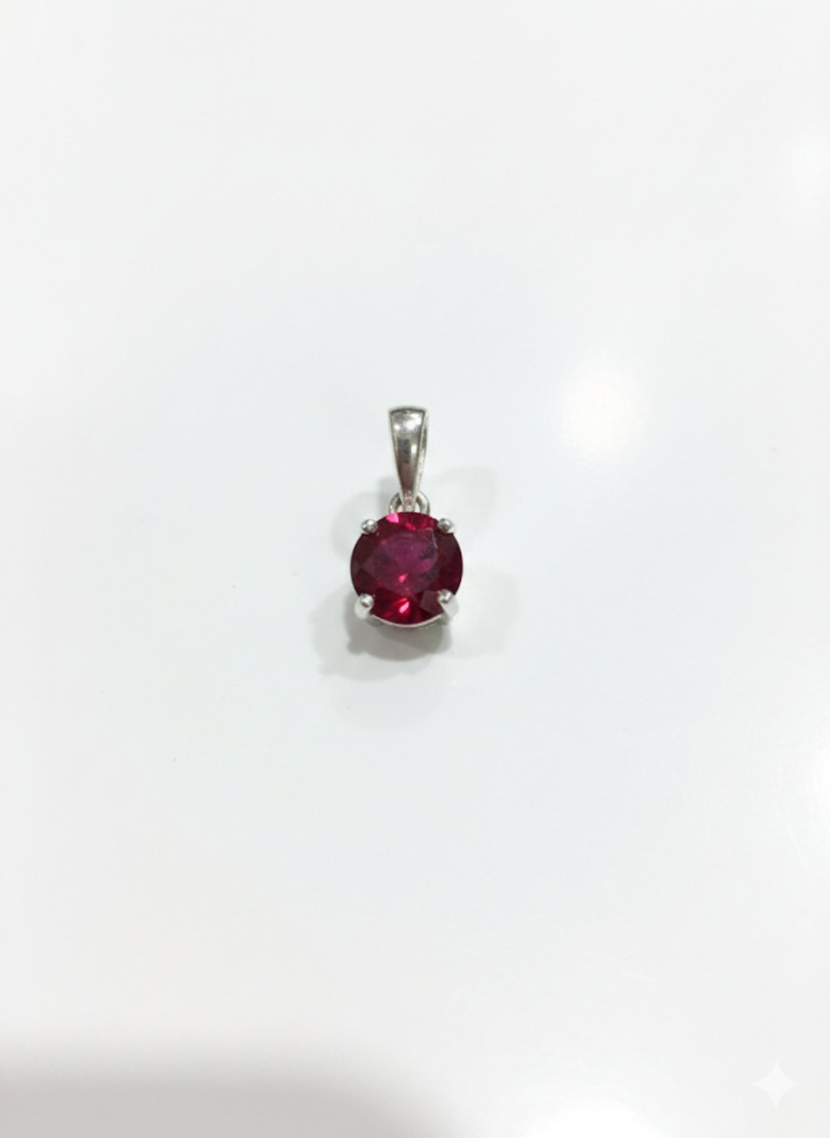 K 1935 / 491 Сребърни бижута с камък рубин. Сребро и рубин