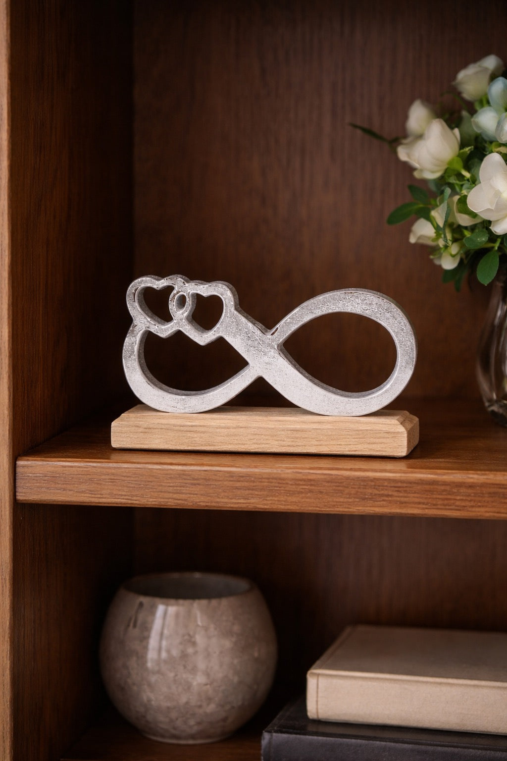 81033027 Декоративна статуетка - Безкрайност