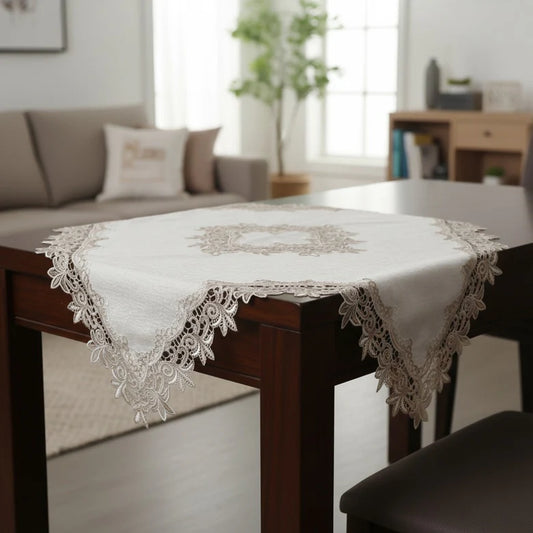 8343 Луксозна покривка - каре - тишлайфер за маса 85/85