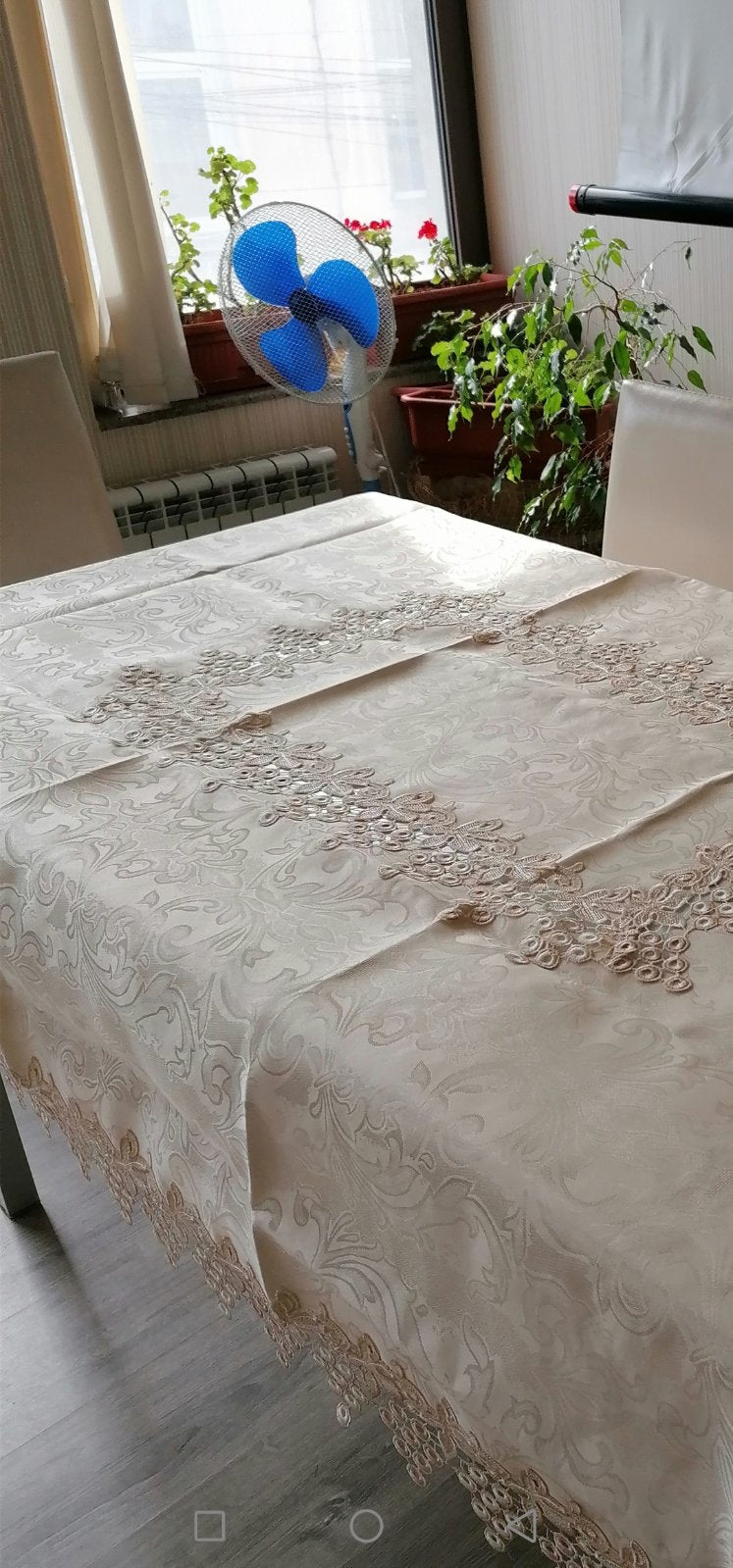 013 Луксозна покривка 150/220. Покривки за маса.