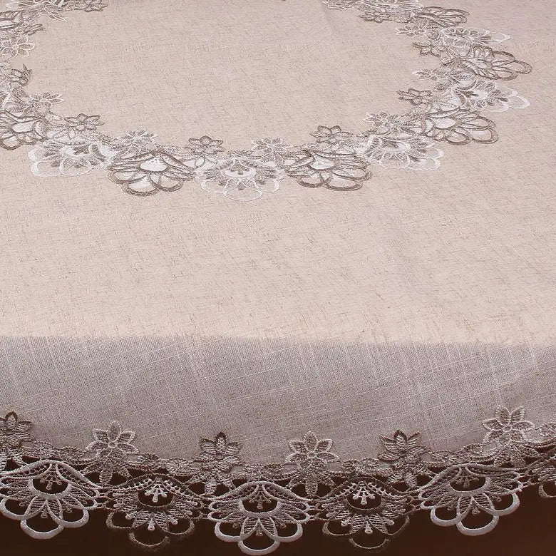 6384 Луксозна покривка- каре за маса