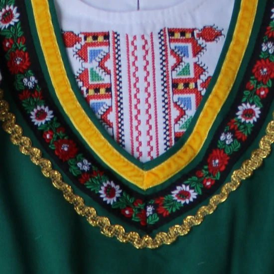 2410 Средногорска народна носия