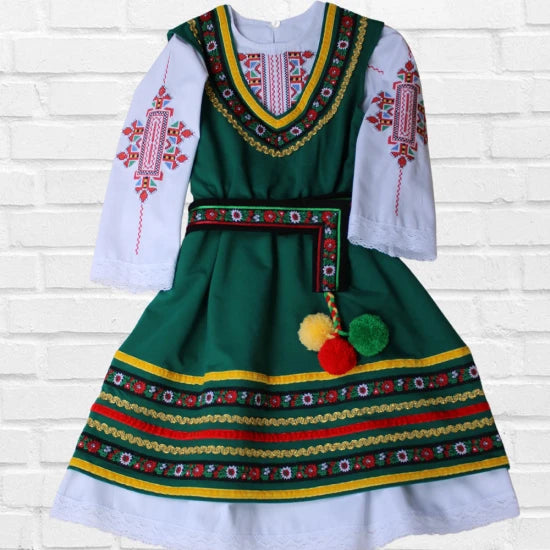 2410 Средногорска народна носия