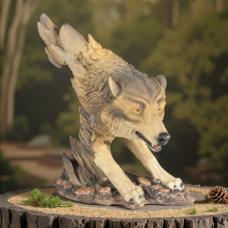 81027237 : Decorative wolf statuette 