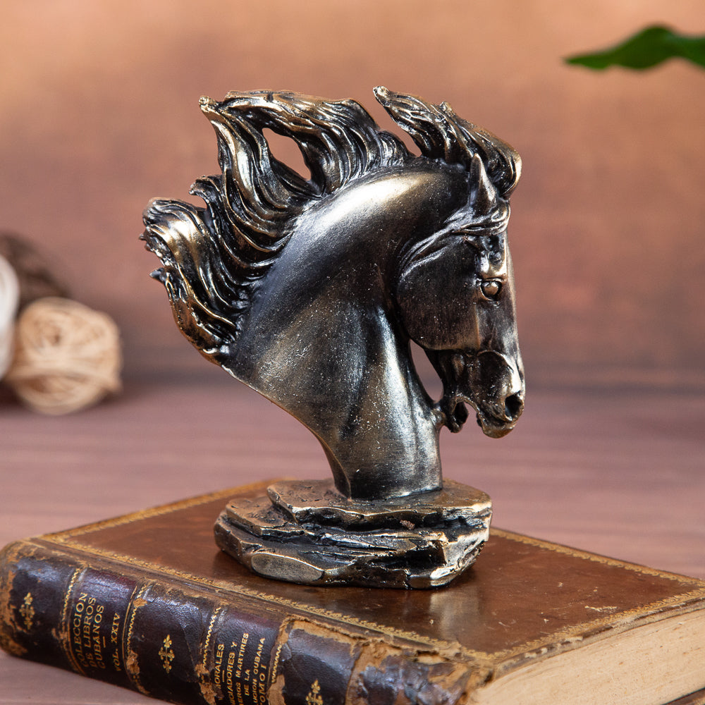 81033198 Декоративна статуетка - Кон