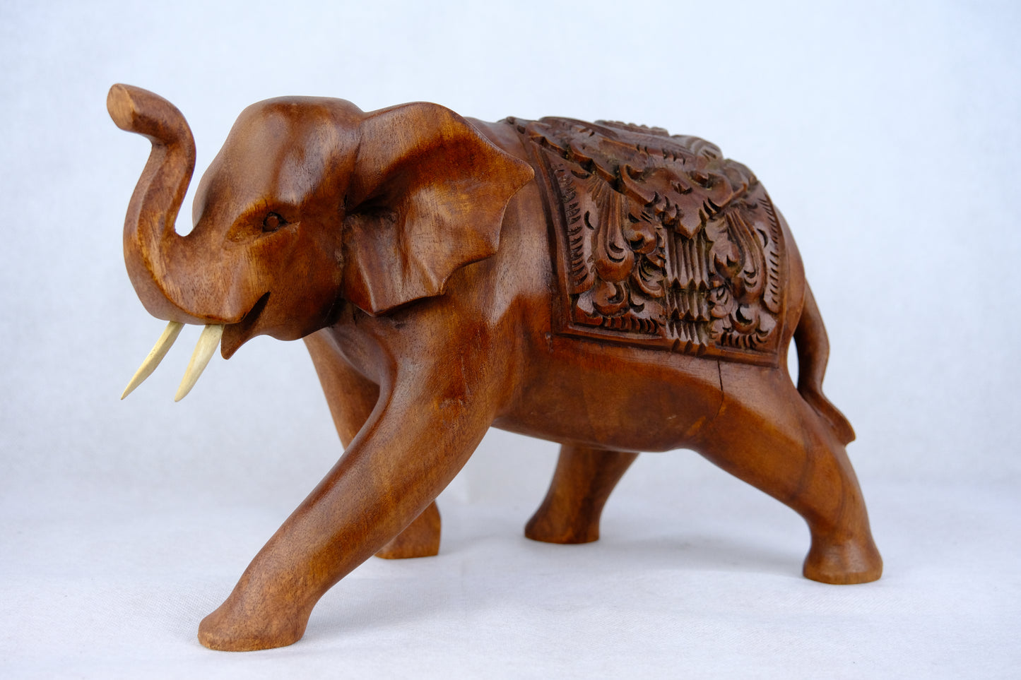Дървен сувенир - слон