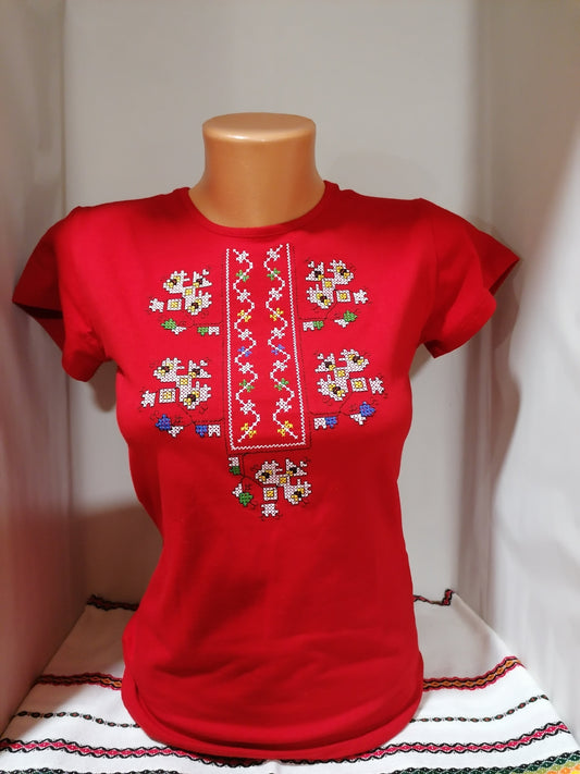 Women's red t-shirt with Gabrovi embroidery - embroidered