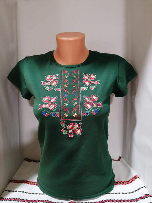 Women's green t-shirt with Gabrovi embroidery - embroidered