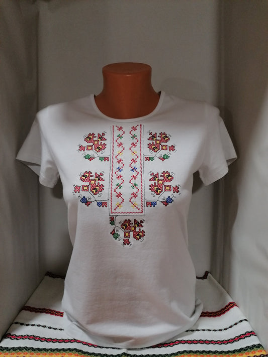 Women's white t-shirt with Gabrovi embroidery - embroidered