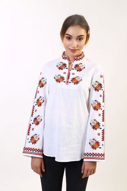 Women's Thracian shirt - embroidered 