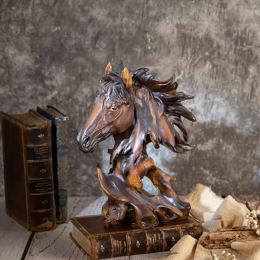 81022562 Декоративна статуетка - Конска глава