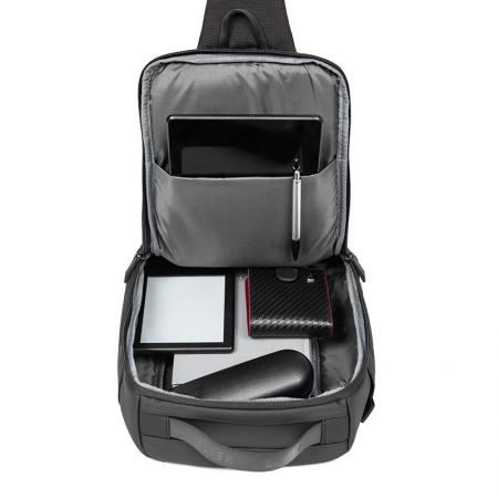 K013-1: Мъжка раницa през рамо Silver FLAME