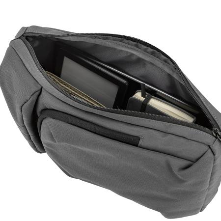 K012-1: Мъжка раница през рамо SILVER FLAME